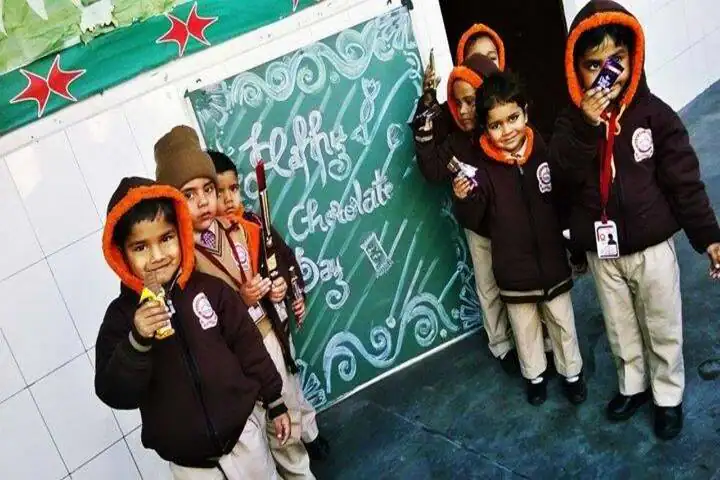 Maxfort World School Image